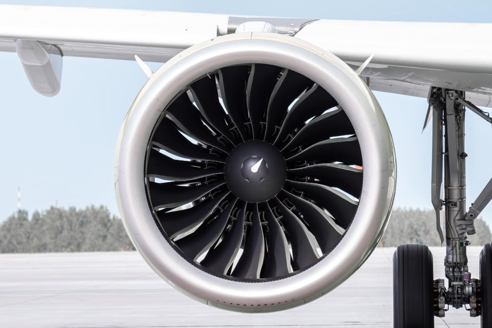 turbofan airplane