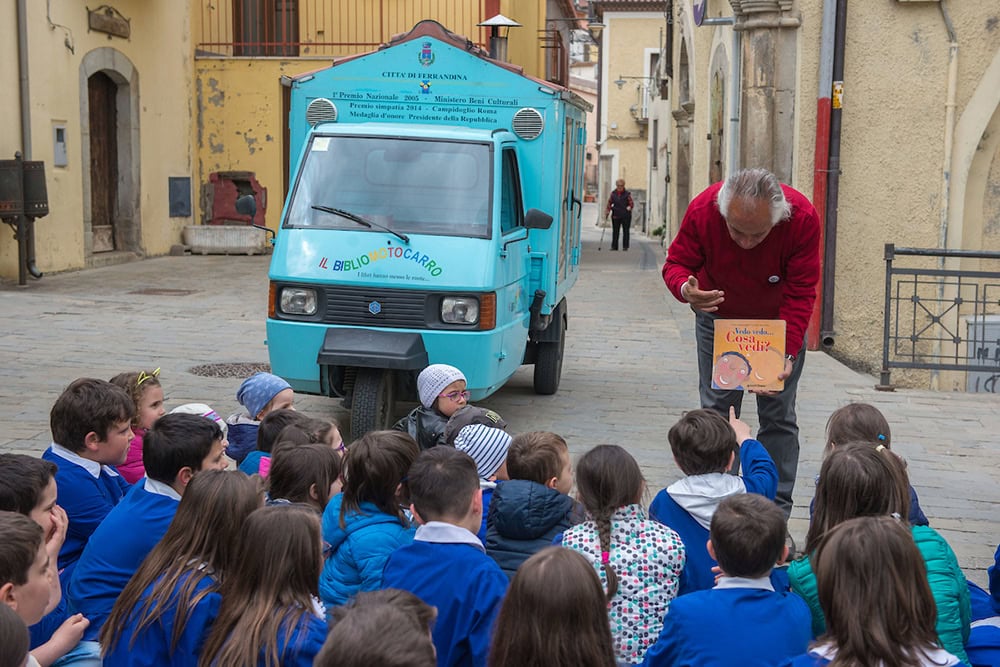 bibliomotocarro 2