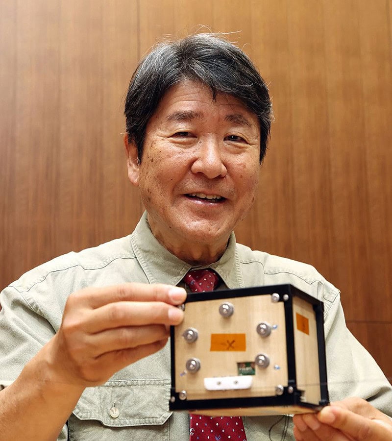 japan ksilinos doriforos