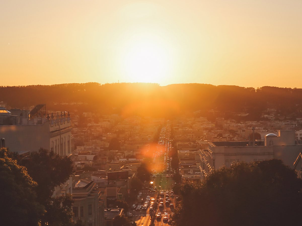 Δήμος Αθηναίων ανοίγει κλιματιζόμενες αίθουσες