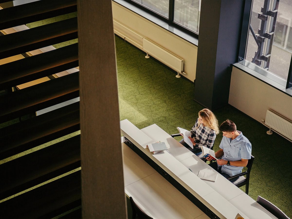 Η 4ήμερη εργασία κάνει τους εργαζόμενους πιο χαρούμενους και παραγωγικούς