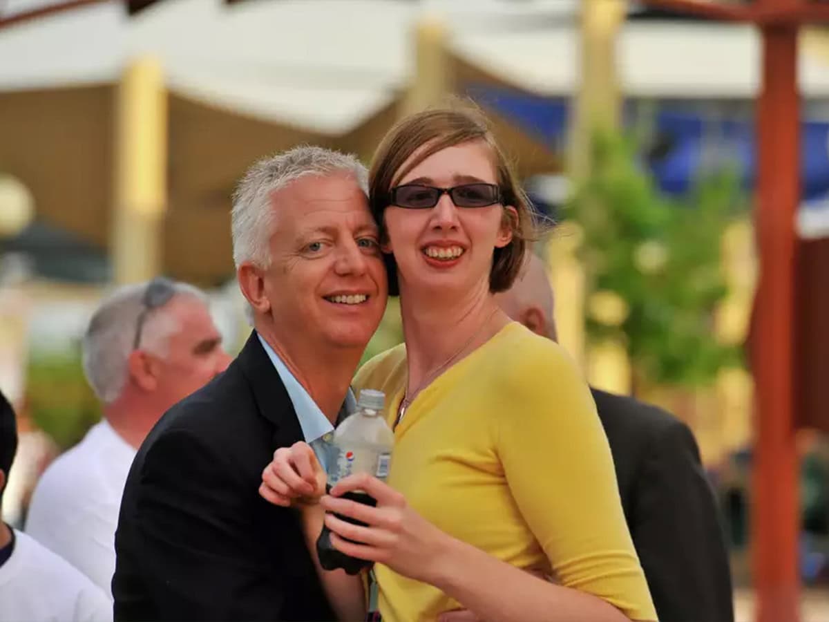 Πατέρας πούλησε την εταιρεία του για να φτιάξει θεματικό πάρκο για την κόρη του που είναι ΑμεΑ