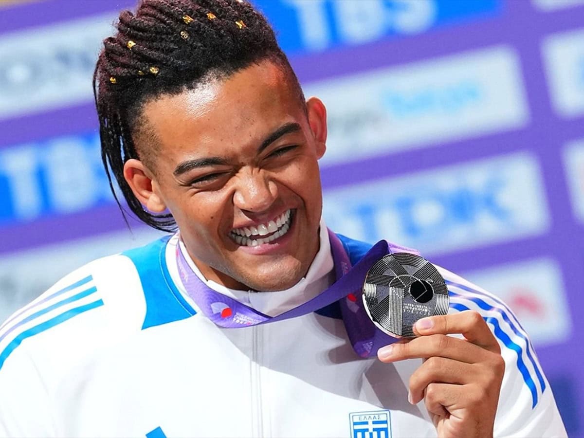 Ο Εμμανουήλ Καραλής με ασημένιο μετάλλιο στο Τόκιο
