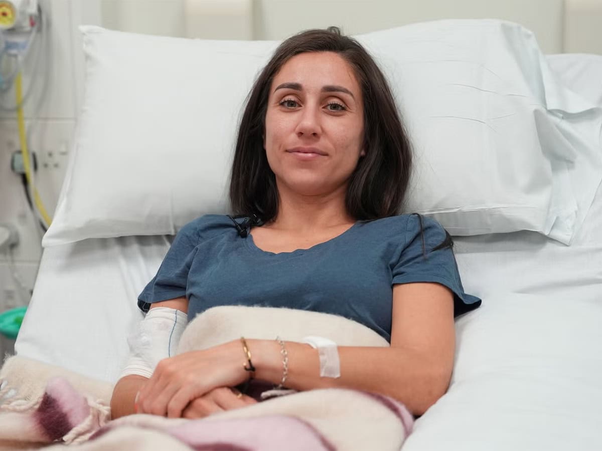 Γυναίκα στην Αγγλία λαμβάνει νέα θεραπεία για Σκλήρυνση κατά Πλάκας