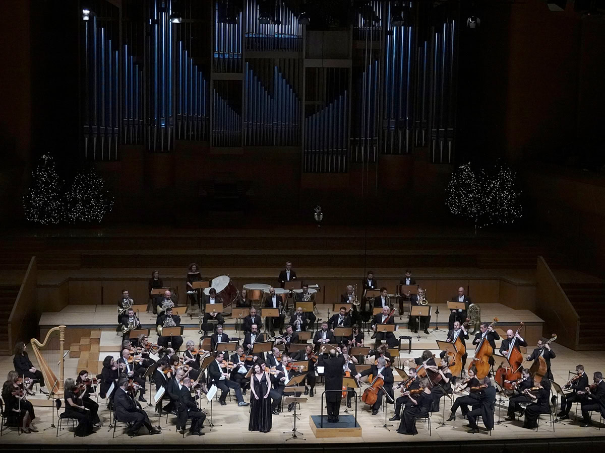 Εορταστικό Γκαλά στο Μέγαρο Μουσικής με παγκόσμιες μελωδίες