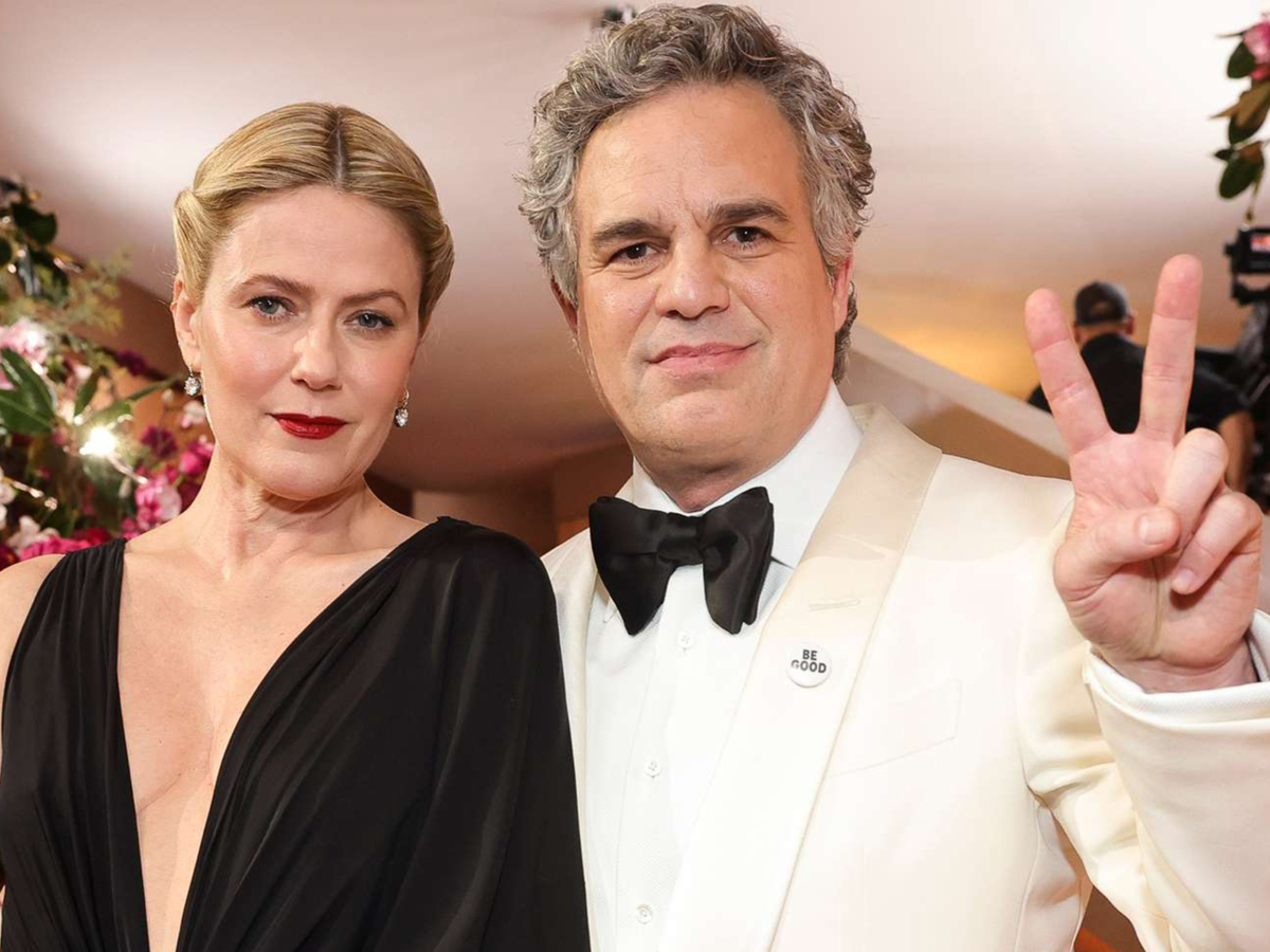 Ο Μαρκ Ράφαλο στο κόκκινο χαλί των Χρυσών Σφαιρών - Be Good