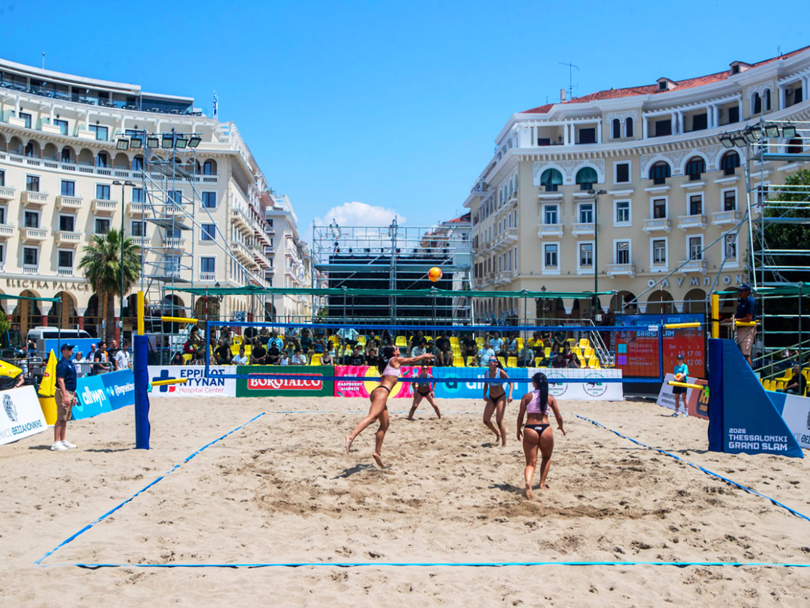 Beach volley στην Πλατεία Αριστοτέλους για το Thessaloniki Grand Slam